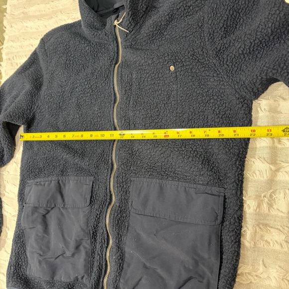 Vuori Idyllwild Sherpa Jacket Mens Medium Navy Fleece Full Zip Pockets Outdoor - Picture 9 of 12